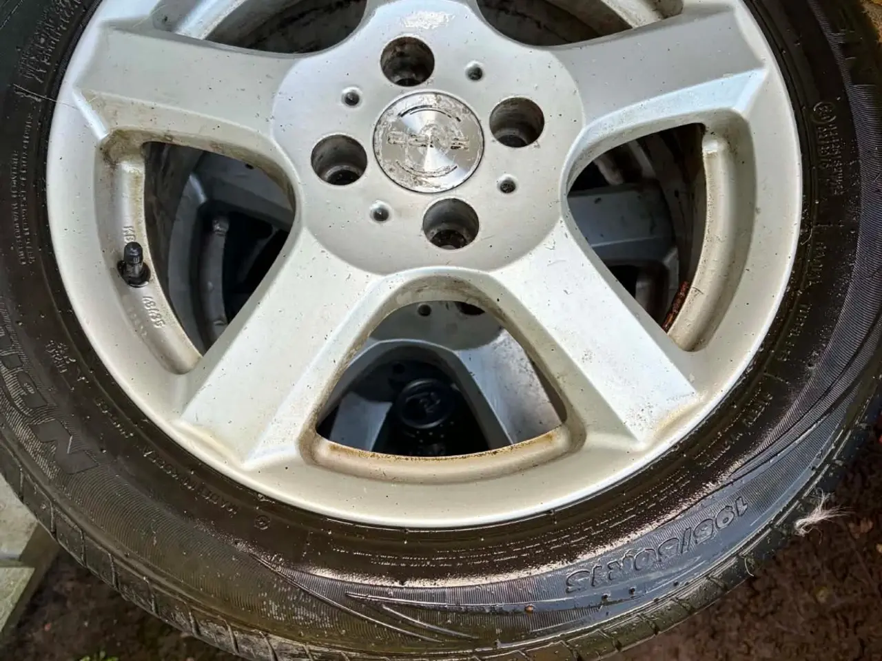 Billede 1 - Fælger med sommerdæk 100x100 Suzuki swift