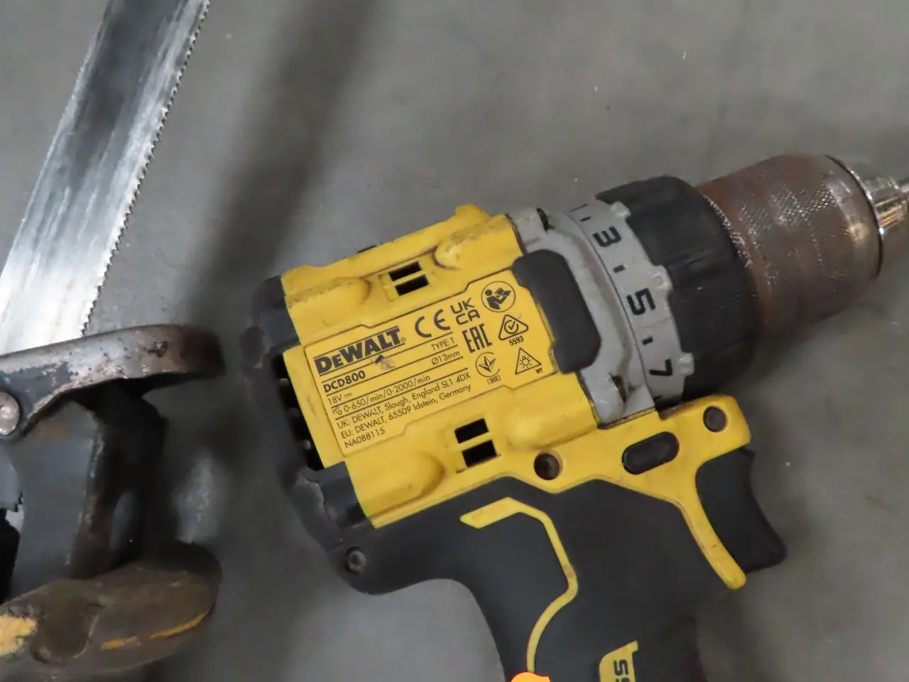 Billede 2 - 2 stk. Akku håndværktøj DEWALT DCD800, DCS382 med batteri og lader