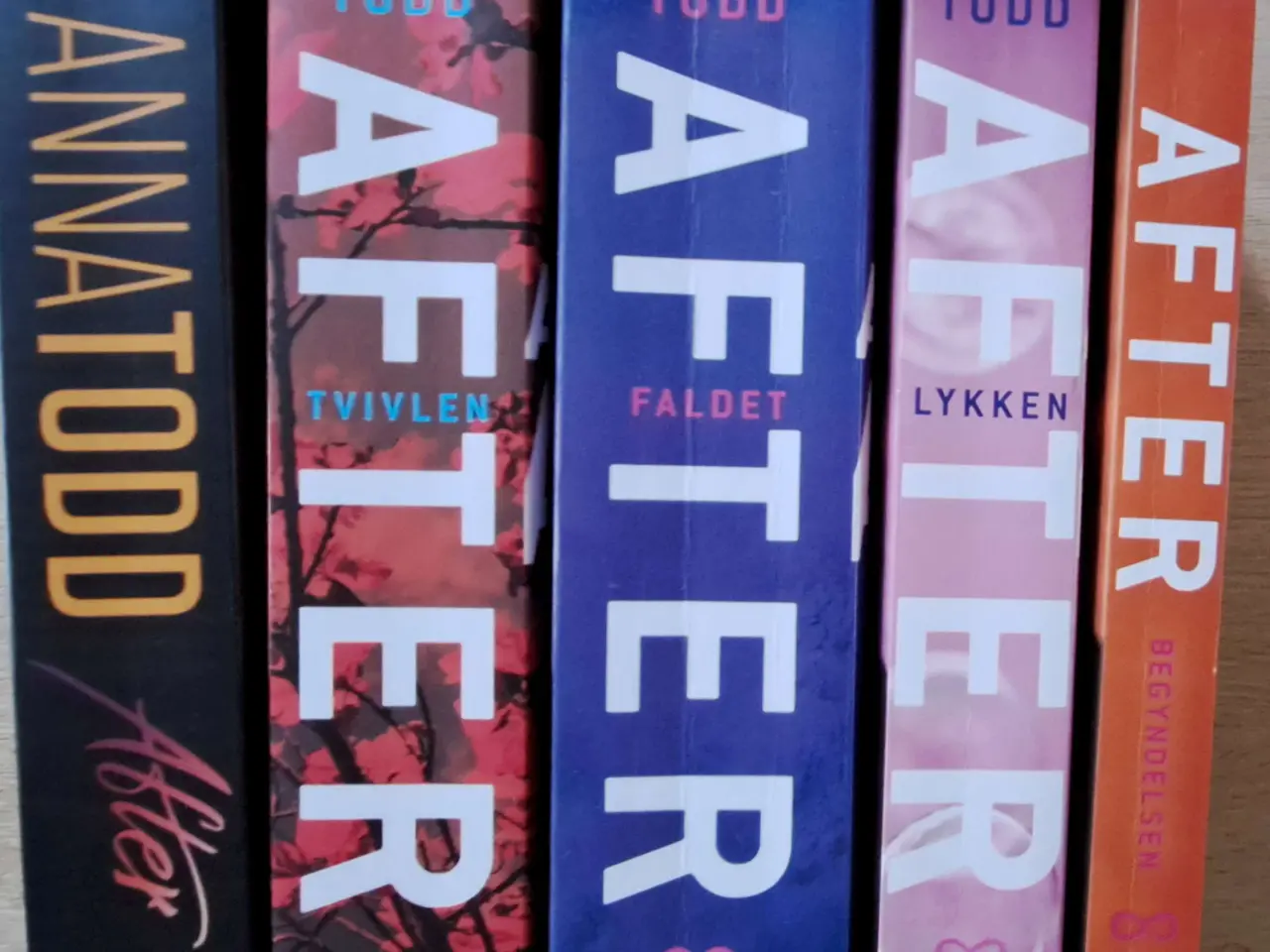 Billede 2 - Hele "AFTER" serien af Anna Todd