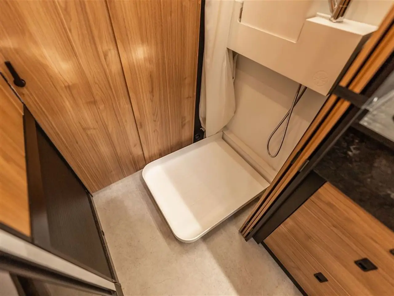 Billede 23 - 2026 - FURGOK X-LOUNGE 640+ LUKSUS VAN