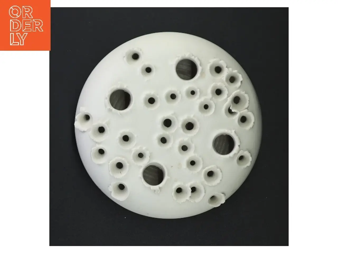 Billede 1 - Hvid keramik vase fra Würtz (str. 17 x 6 cm)
