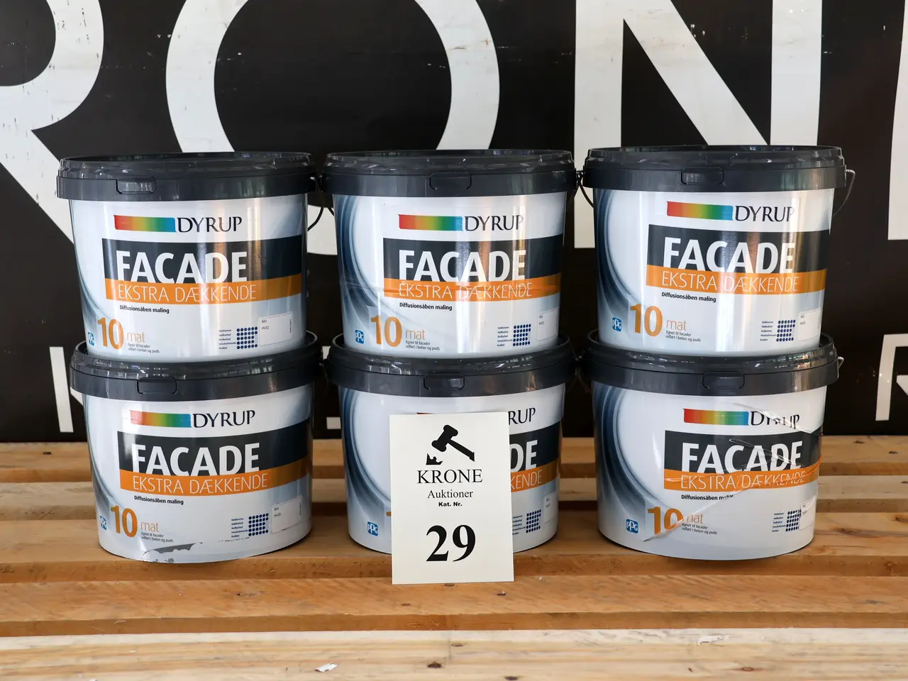 Billede 1 - 6 Stk Dyrup facade ekstra dækkende a 4,5L. 10mat
