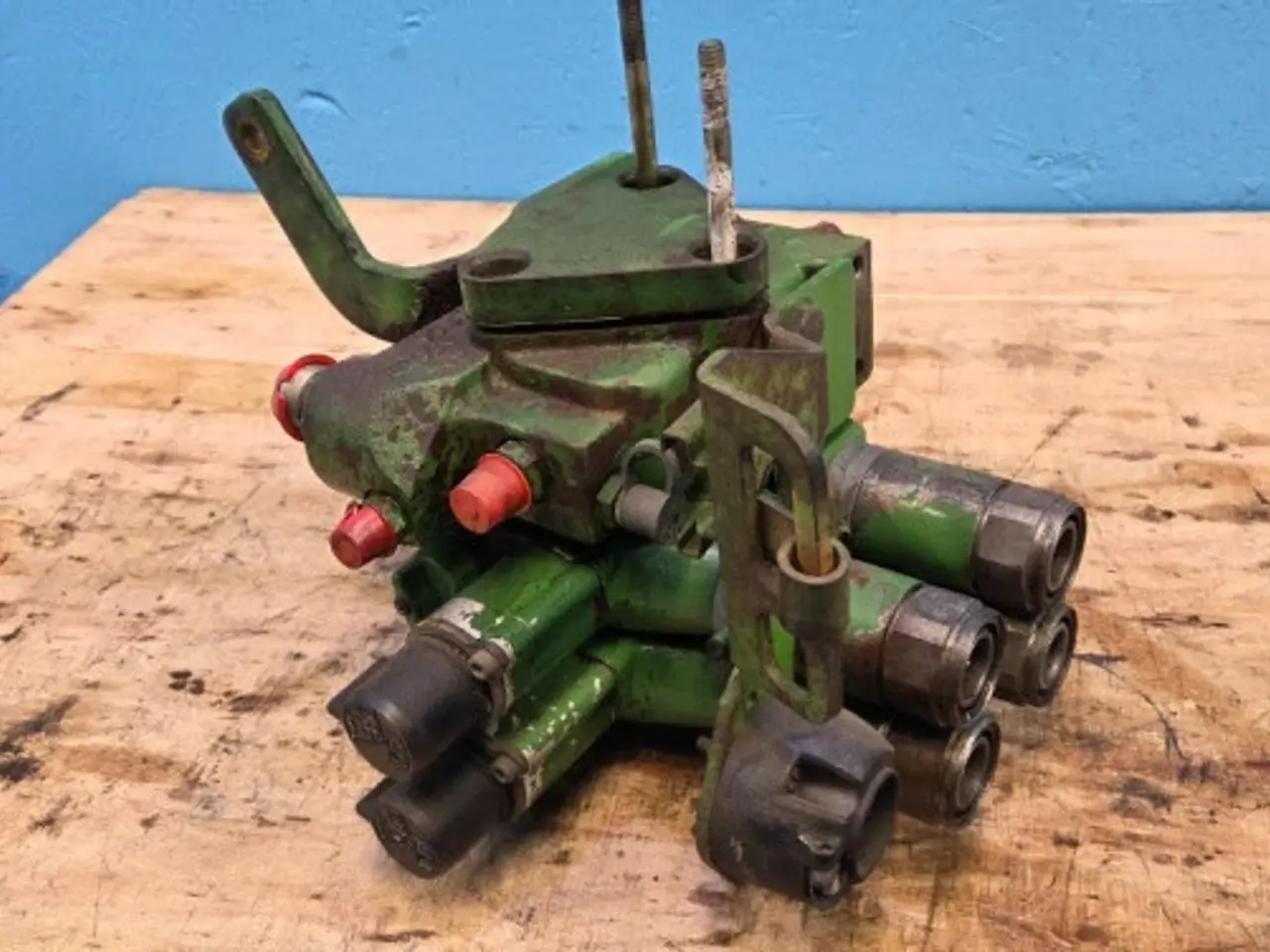 Billede 12 - John Deere 6300 Hydraulikventil AL111254