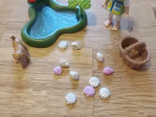 Playmobil pige med hund samler snegle