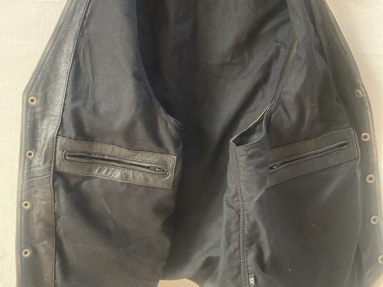 Billede 3 - JOHNNY CASH, skind vest