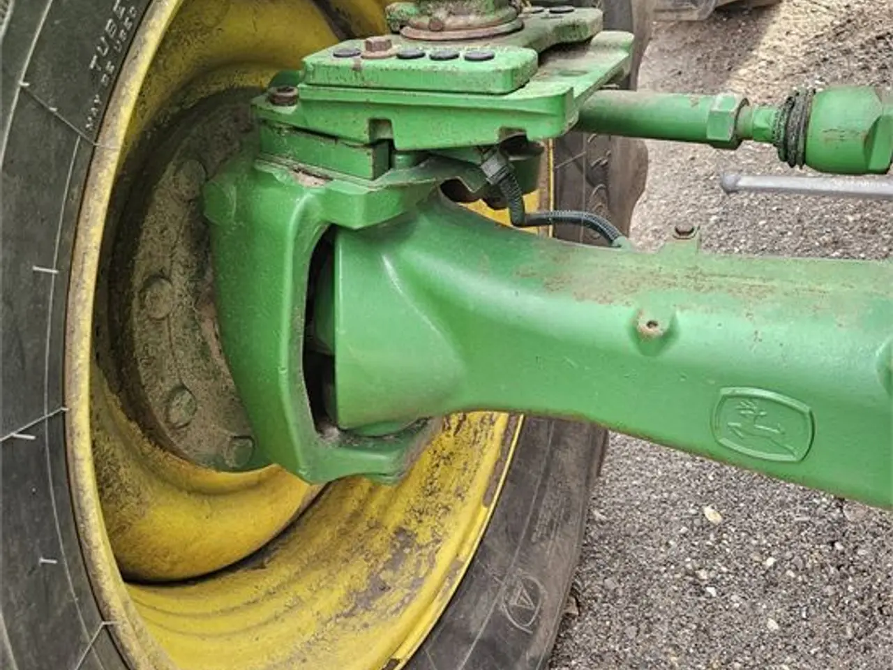 Billede 42 - John Deere 6210 R - Direct Drive - Frontlift