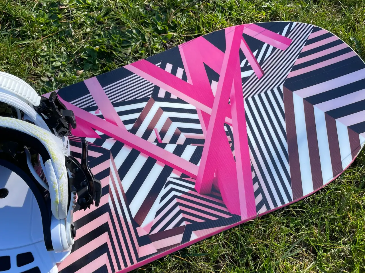 Billede 5 - Snowboard Airtrack Striper 150 cm med taske, m.m