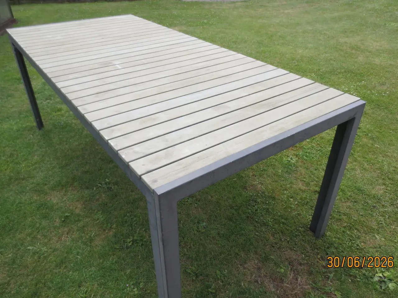 Billede 2 - 1 stk NON WOOD Havebord