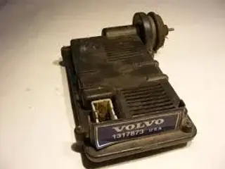1317873 Volvo 240 LH2.2 Chrysler Ignition module