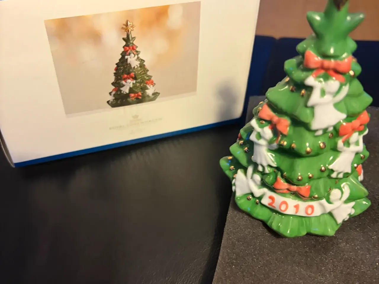Billede 3 - Royal års juletræ 2010 i original æske