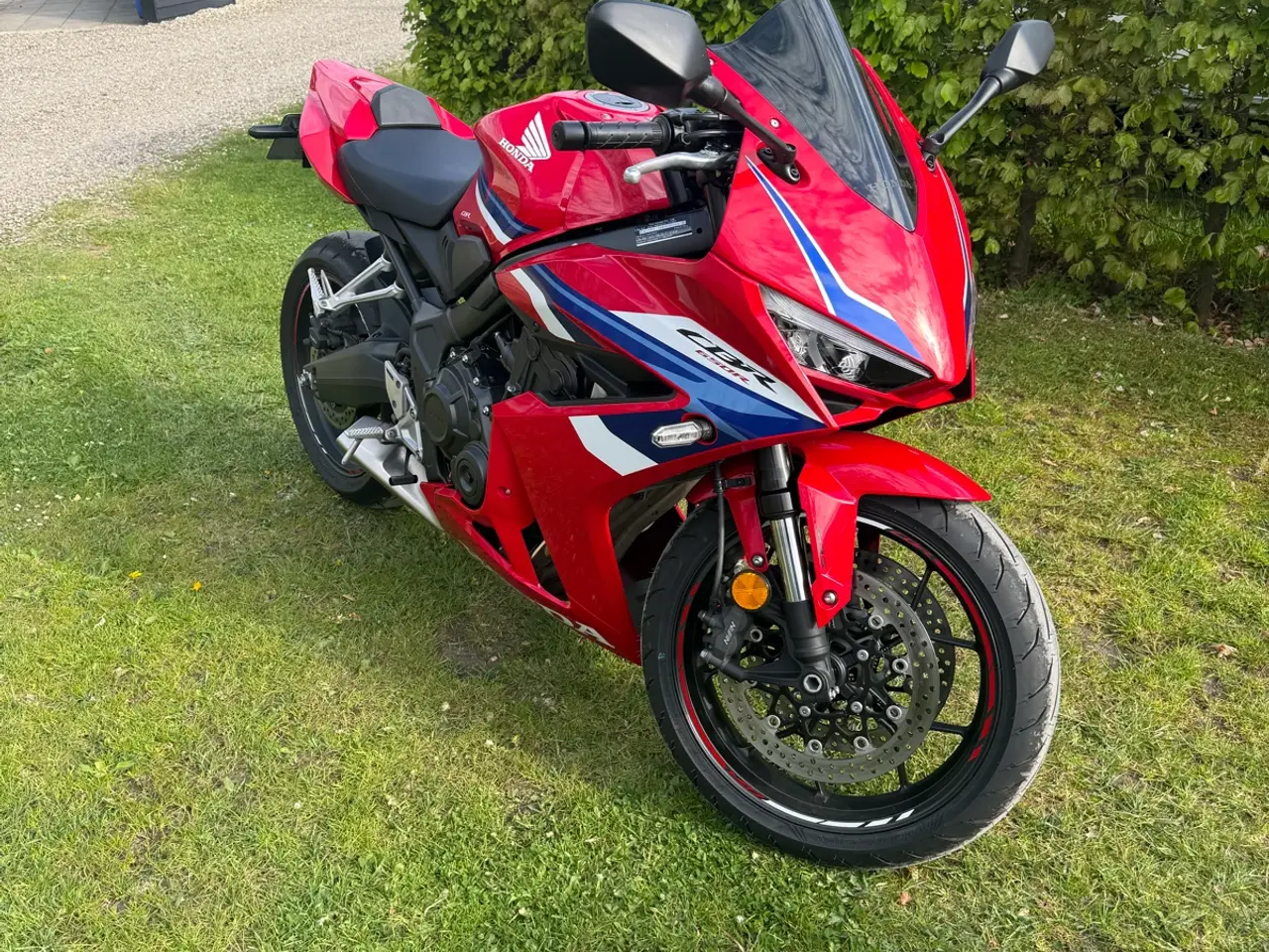 Billede 1 - Honda cbr650r 8200 km fra 2024