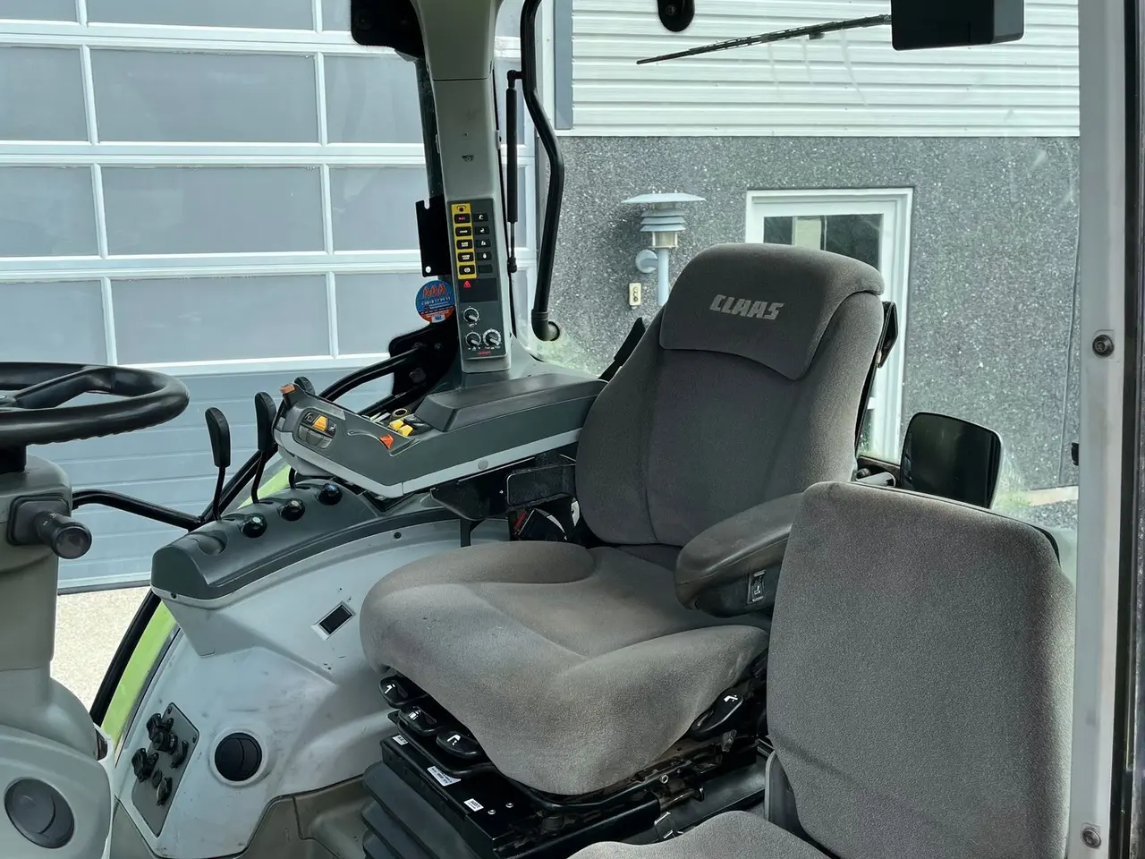 Billede 6 - CLAAS ARION 650 Med frontlift og frontPTO