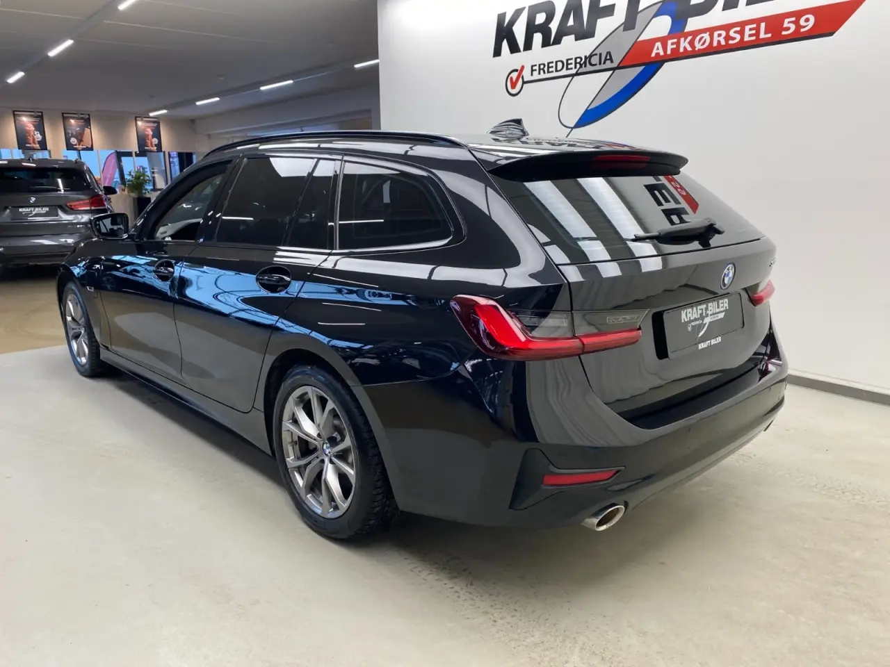 Billede 2 - BMW 330e 2,0 Touring Sport Line aut.