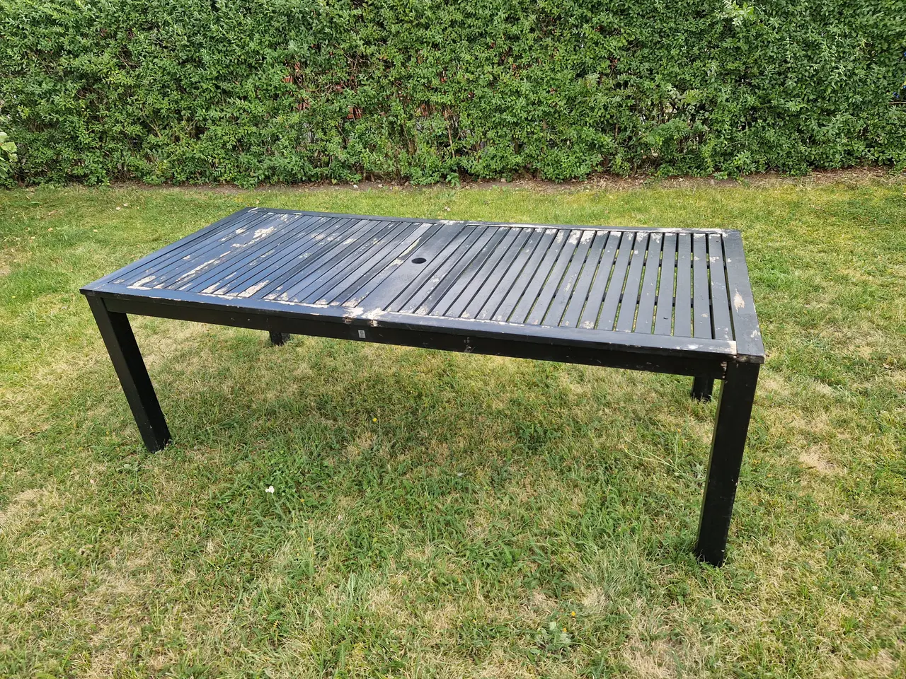 Billede 1 - Jutlandia havebord i træ - sortmalet