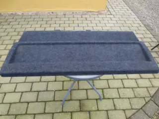 Hatte hylde Peu Bipper.