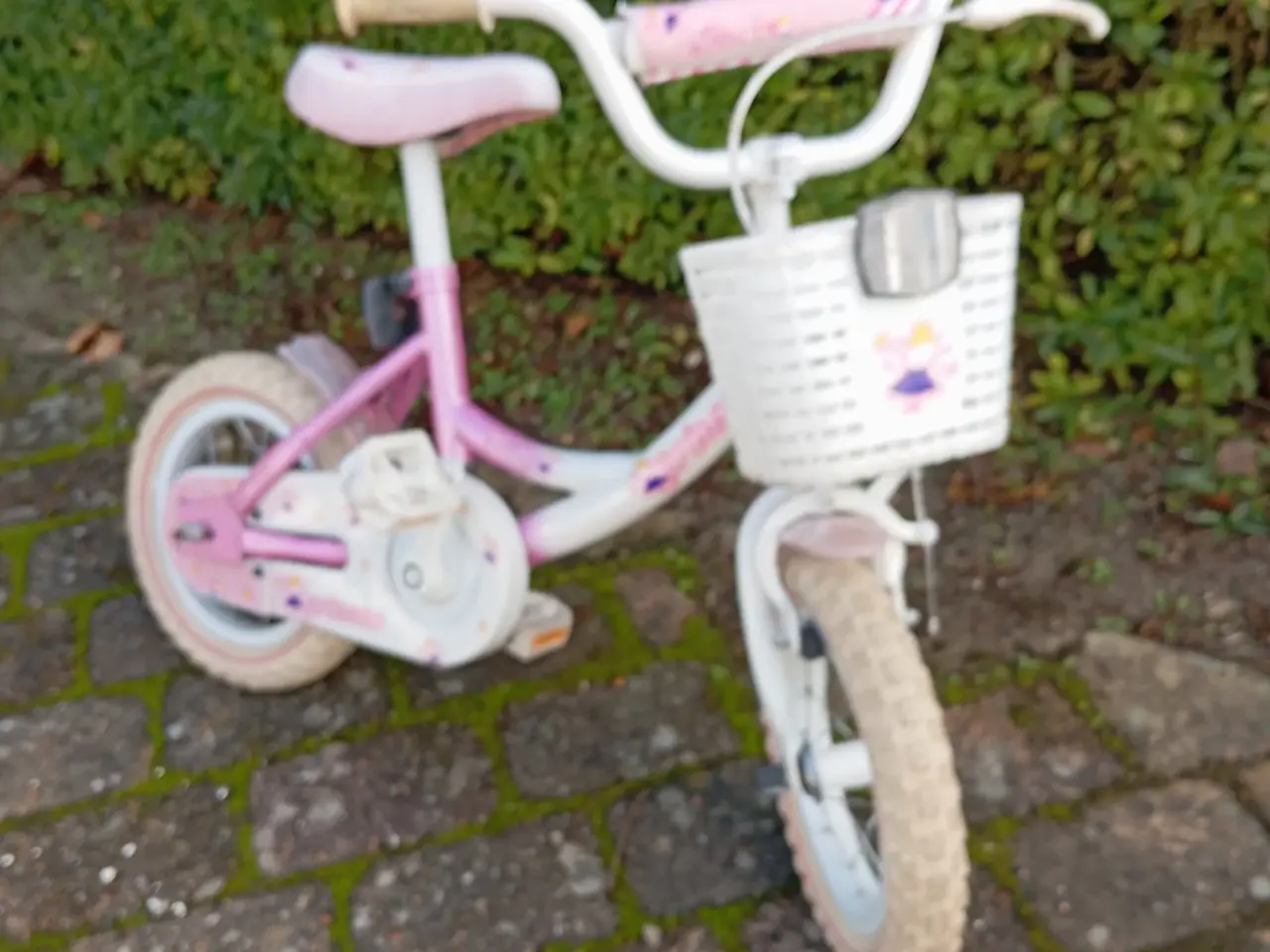 Billede 1 - Begynder Pigecykel Meget Velholdt.