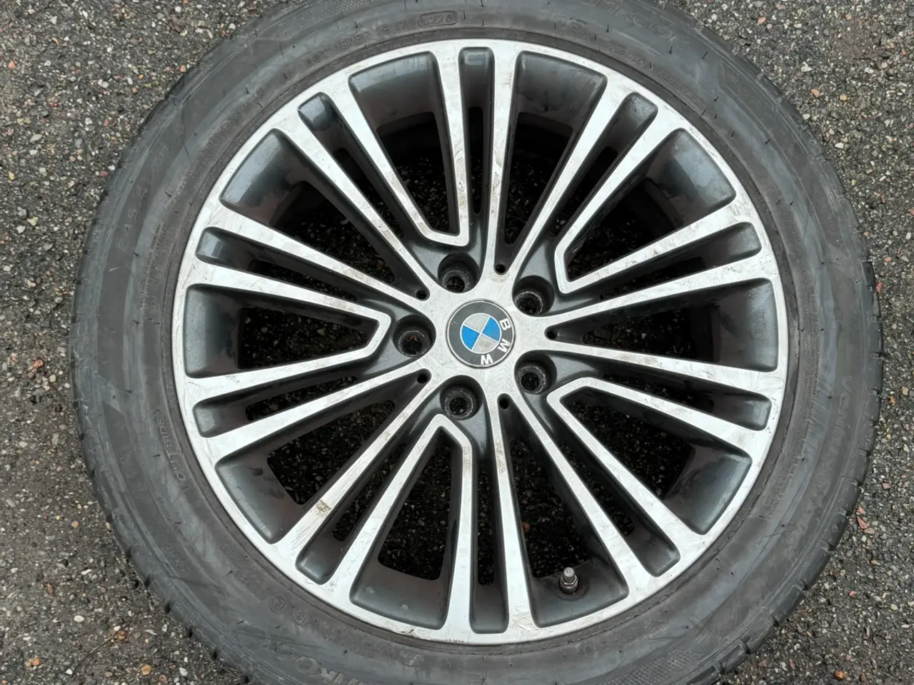 Billede 4 - BMW alufælge til salg . G30