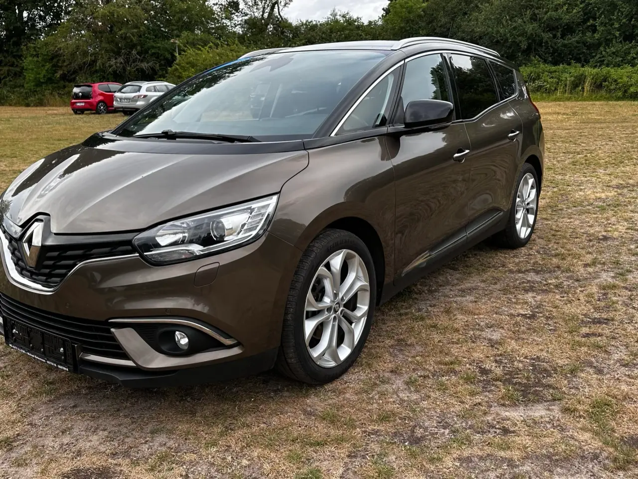 Billede 1 - 7 personers Renault som ny bil.