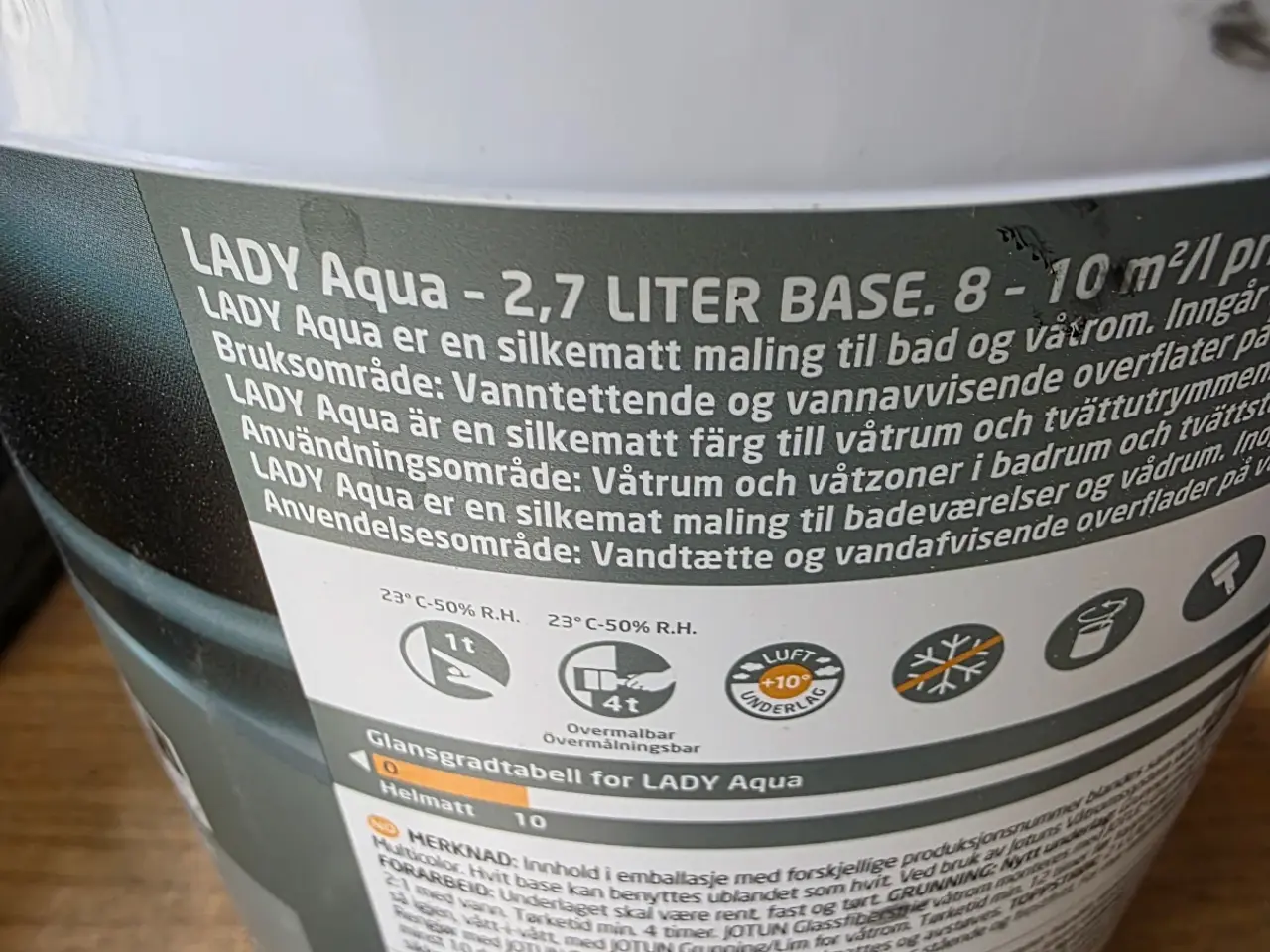 Billede 3 - 1,8 liter Jotun sort vådrumsmaling 