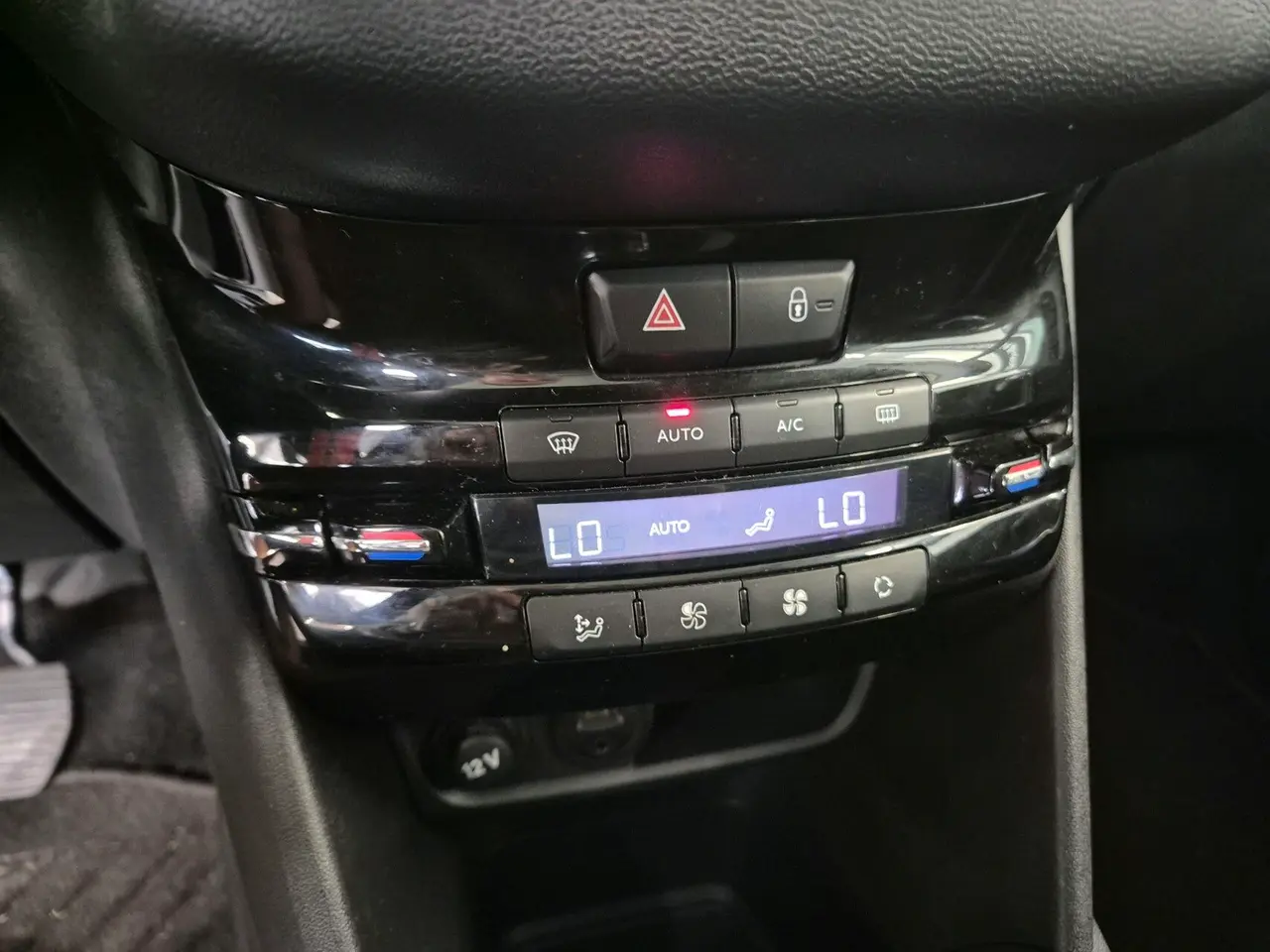 Billede 9 - Peugeot 208 1,2 VTi Allure Sky 82HK 5d