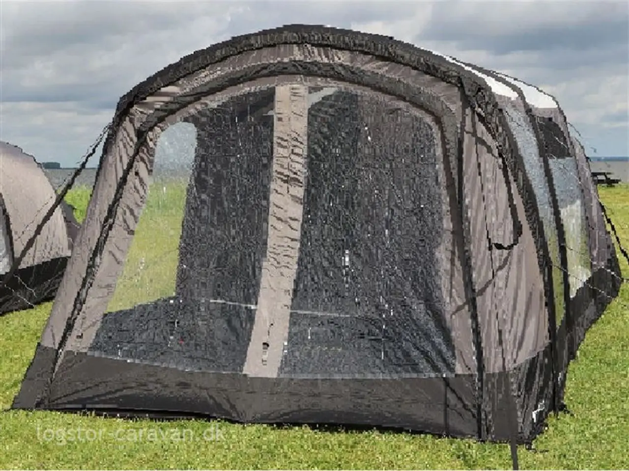 Billede 2 - - - - FMT HERA 4 Air Vestibule Endgavl 1499.00 kr