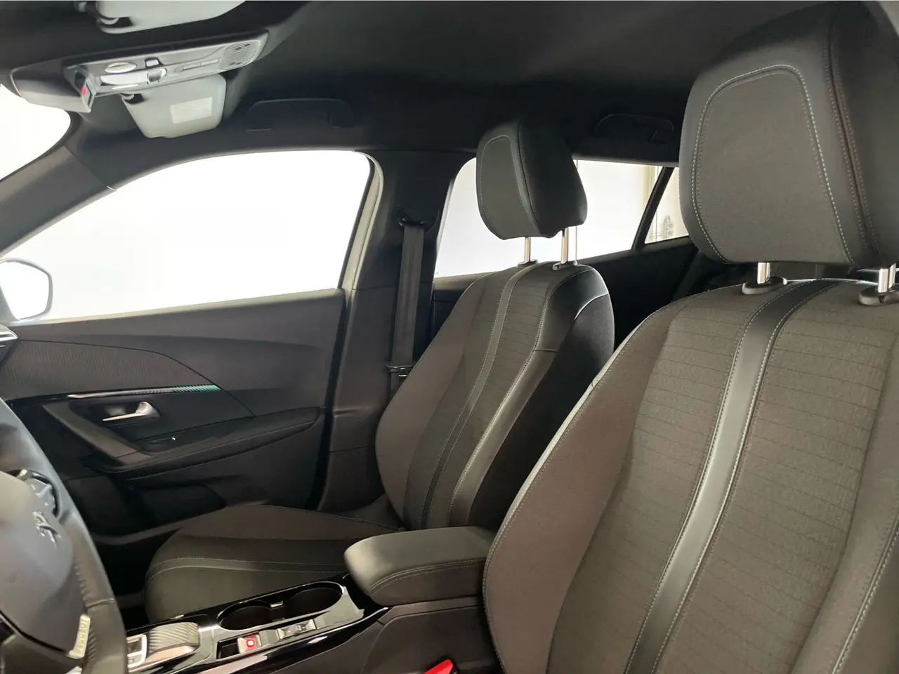 Billede 13 - Peugeot e-2008 50 Allure Pack