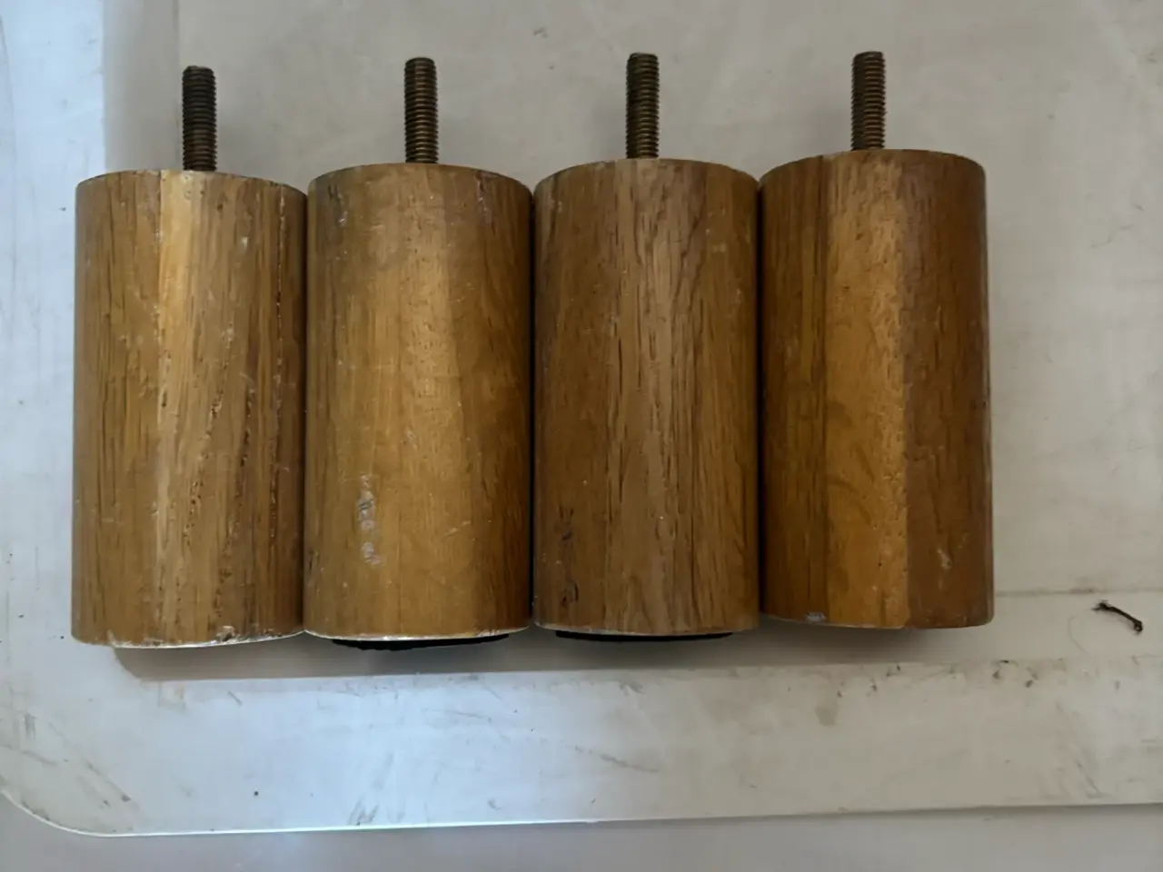 Billede 3 - 4 stk. runde træben / møbelben – 10 cm – 20 kr. pr