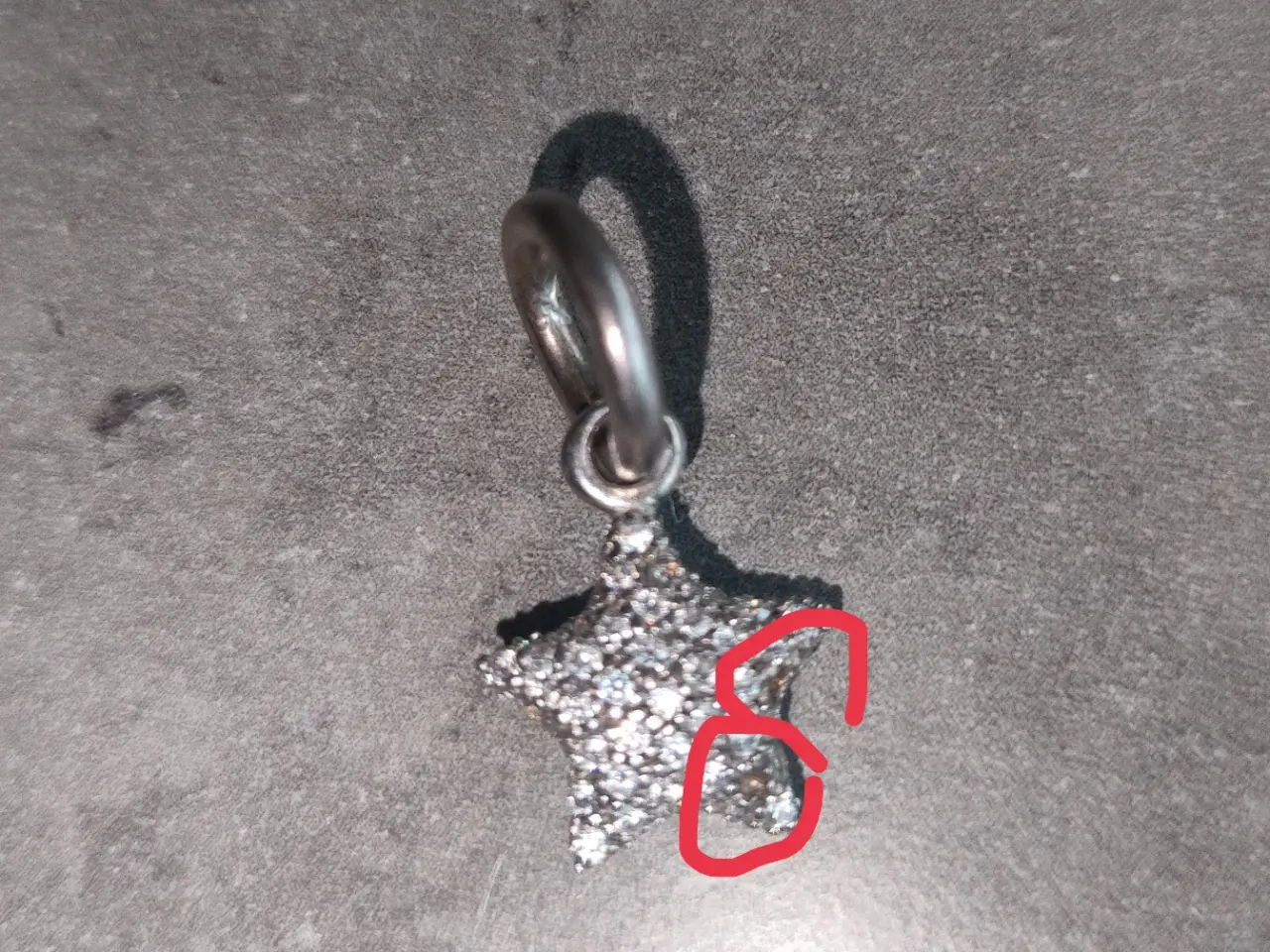 Billede 5 - Smukke vedhæng til armbånd