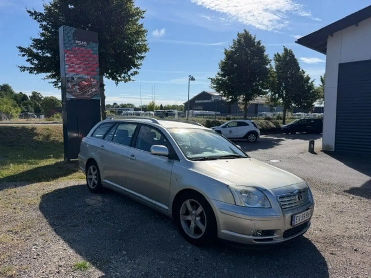 Billede 1 - Toyota Avensis 1,8 VVT-i Sol stc.