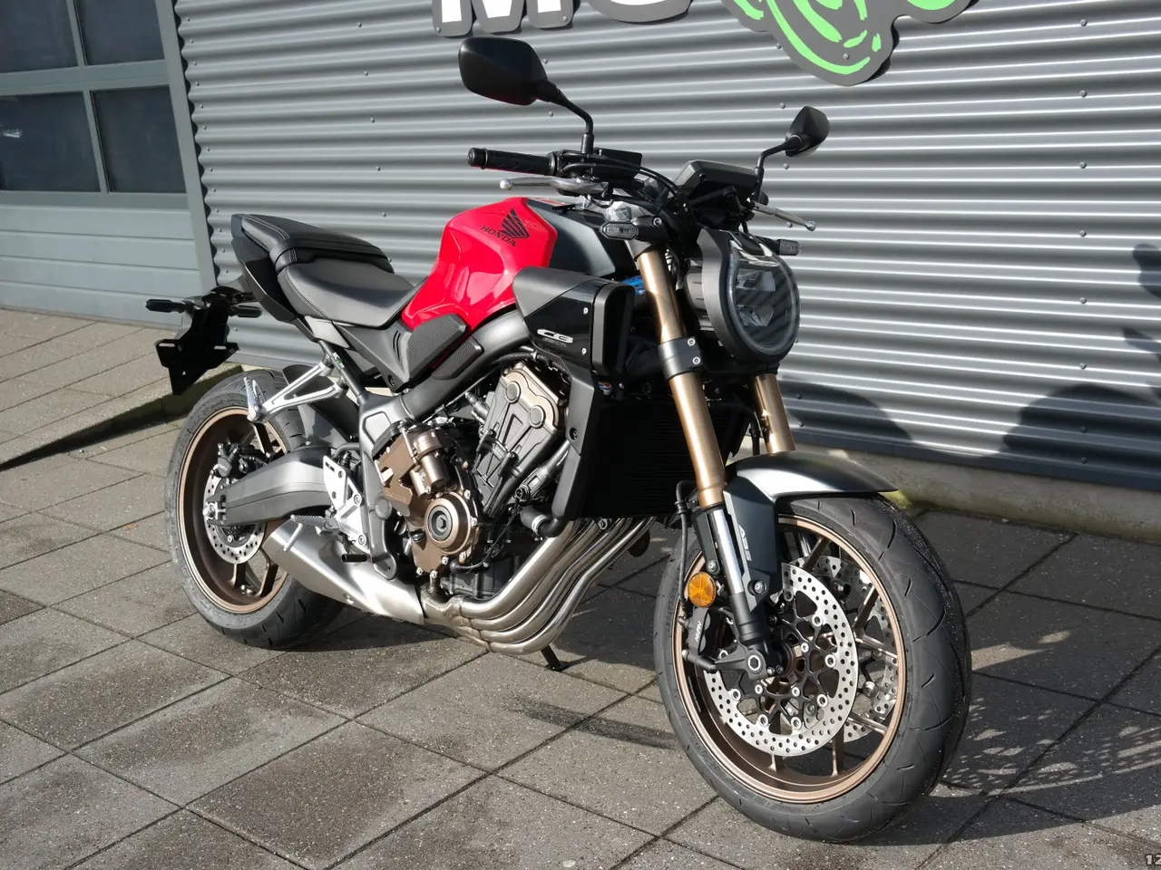 Billede 2 - Honda CB 650 R E-Clutch MC-SYD BYTTER GERNE
