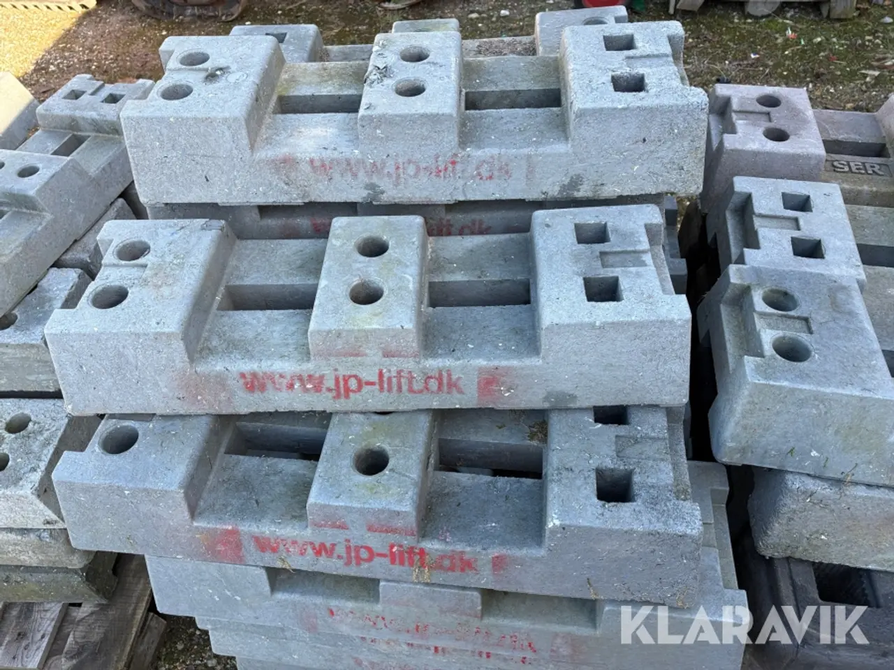 Billede 6 - Byggehegns fødder 4 paller