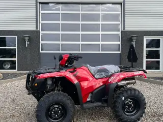 Honda TRX 520 FA Traktor. STORT LAGER AF HONDA  ATV. Vi hjælper gerne med at levere den til dig, og bytter gerne. KØB-SALG-BYTTE se mere på www.limas.dk