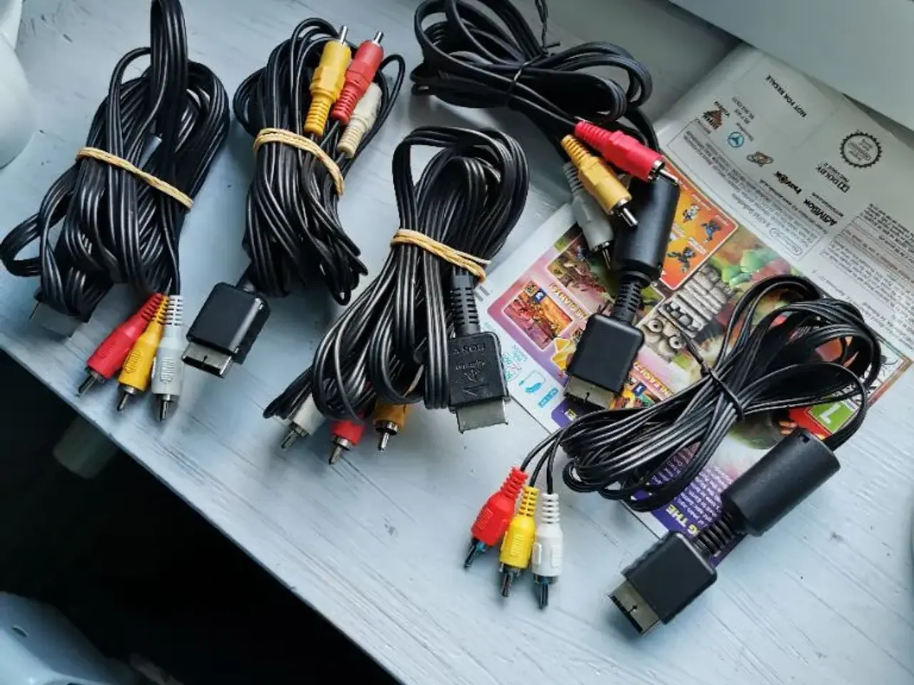 Billede 1 - Av/skærm kabel ps2.