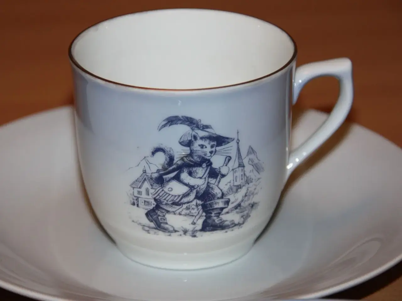 Billede 6 - Bing & Grøndahl børneporcelæn Lucia