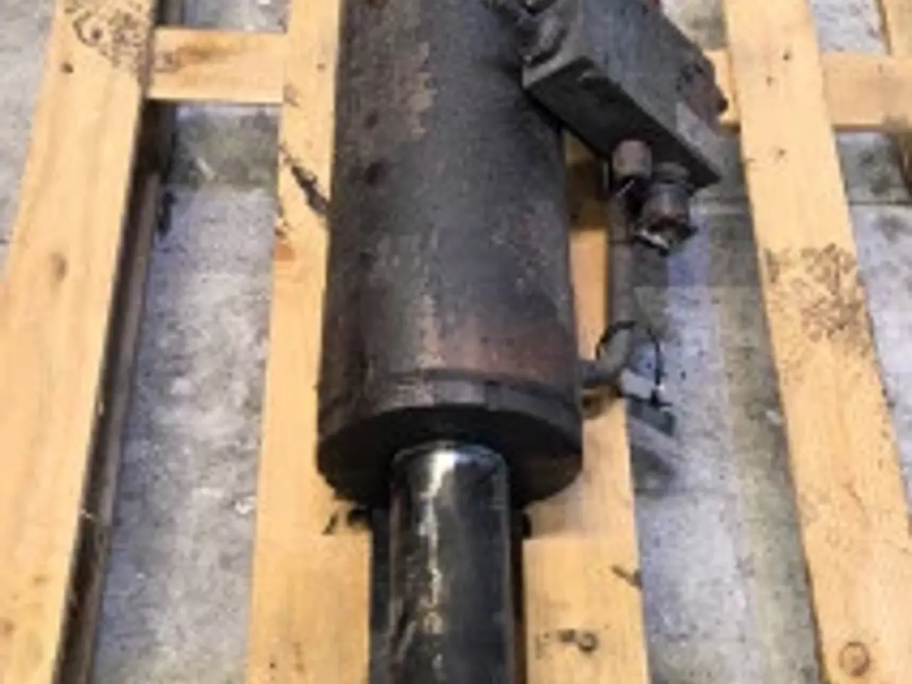 Billede 8 - Manitou 735-120 Hydraulikcylinder 288079