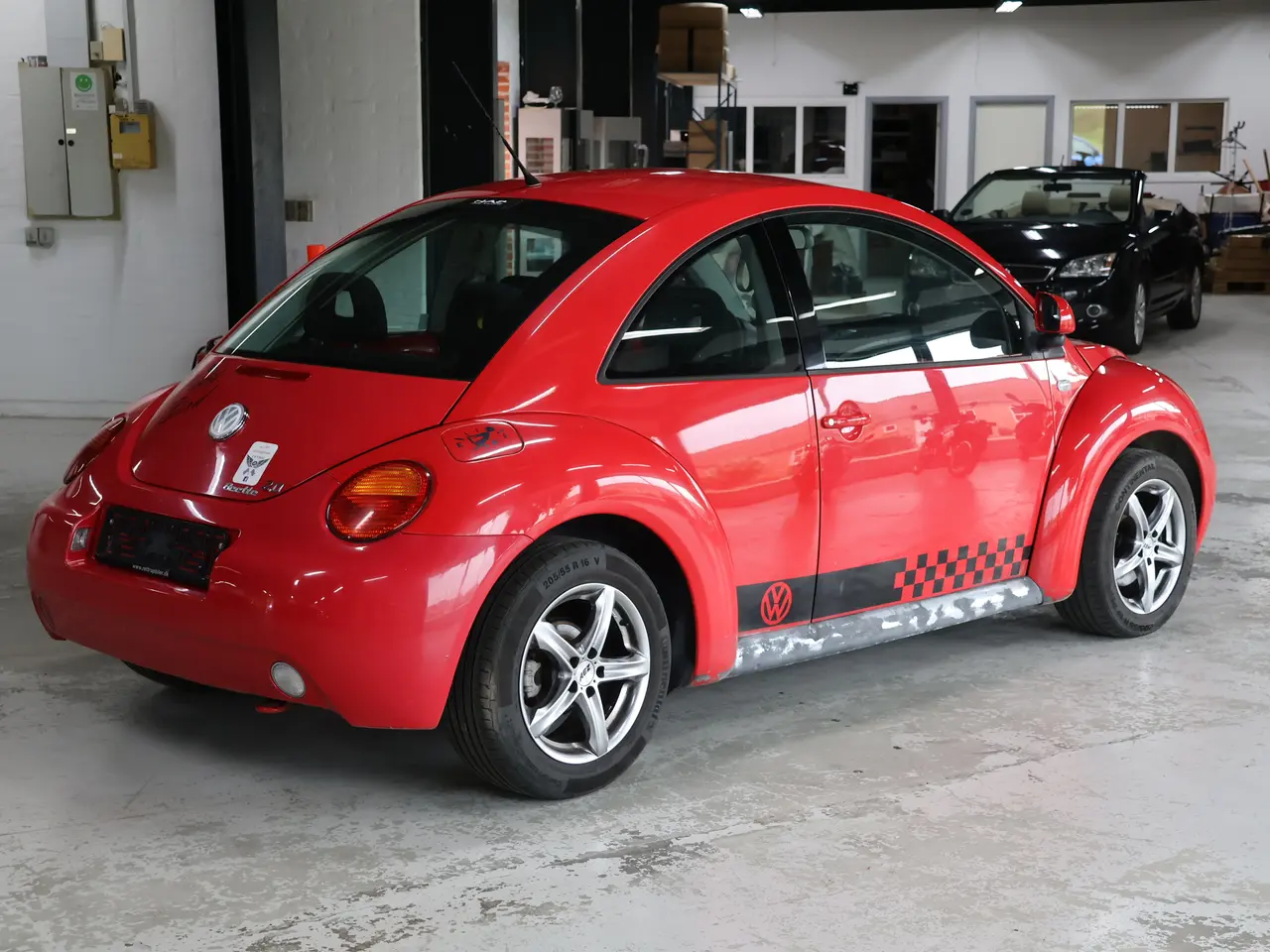 Billede 5 -  VW Beetle 2,0 benzin. årg 1998. Synet 01/10-2025.