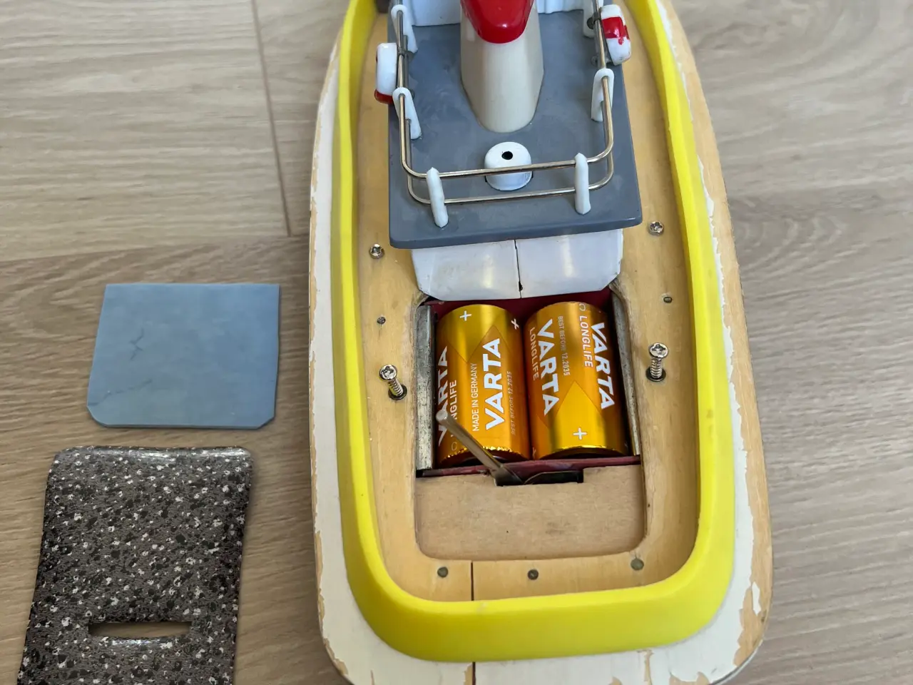 Billede 7 - Batteridrevet Legetøjsbåd