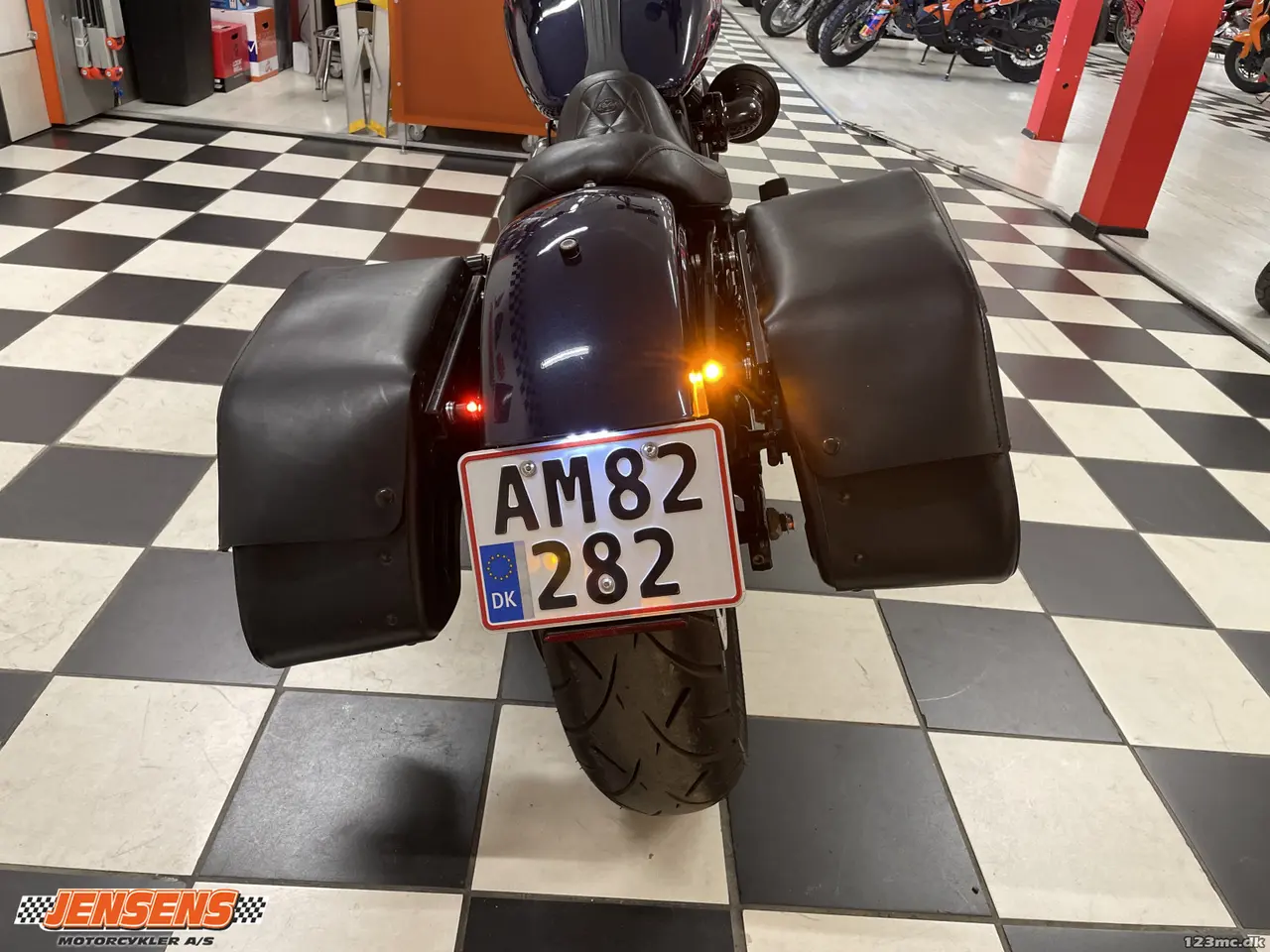 Billede 15 - Harley-Davidson FXDB Street Bob Limited