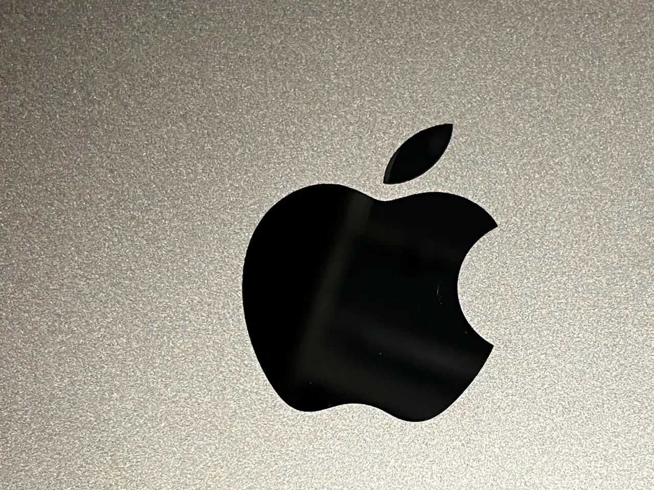 Billede 1 - MacBook Pro 13" med Touch Bar (A1706) – defekt