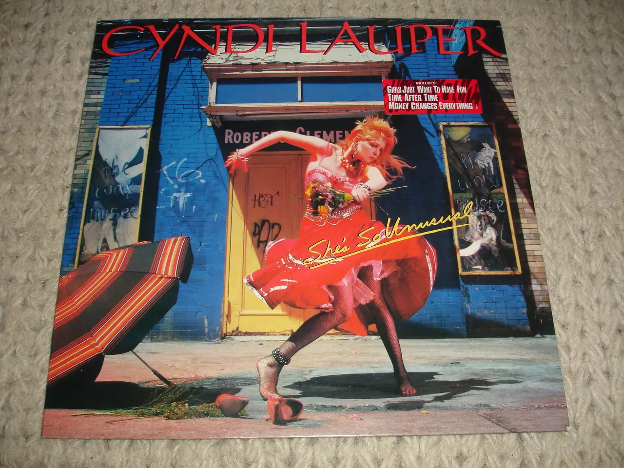 Billede 2 - Cyndi Lauper – She's So Unusual ( Time After Time)