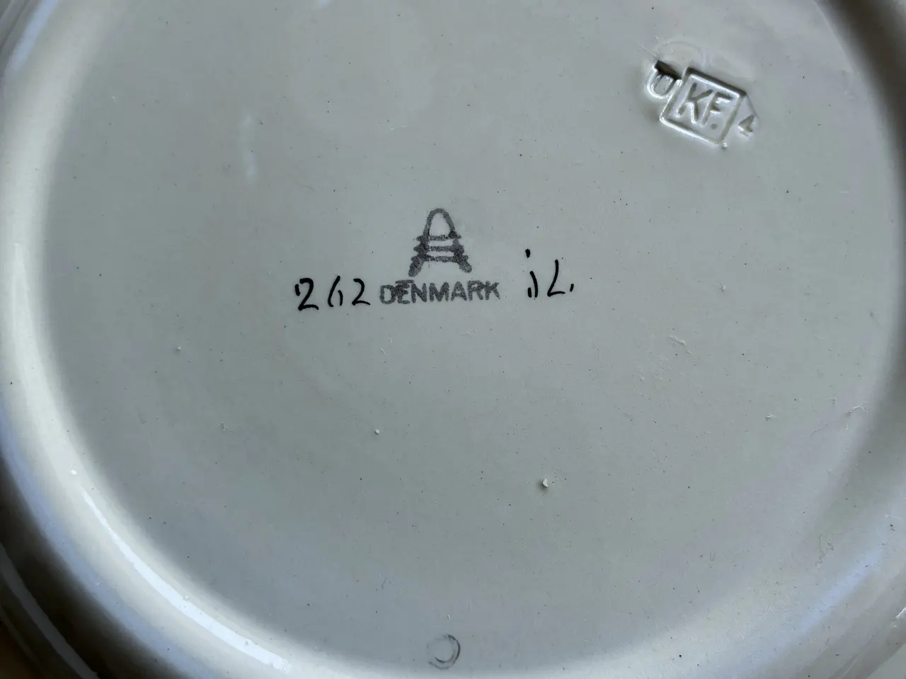 Billede 3 - Aluminia stel med 4 dybe og 4 frokost-tallerkner