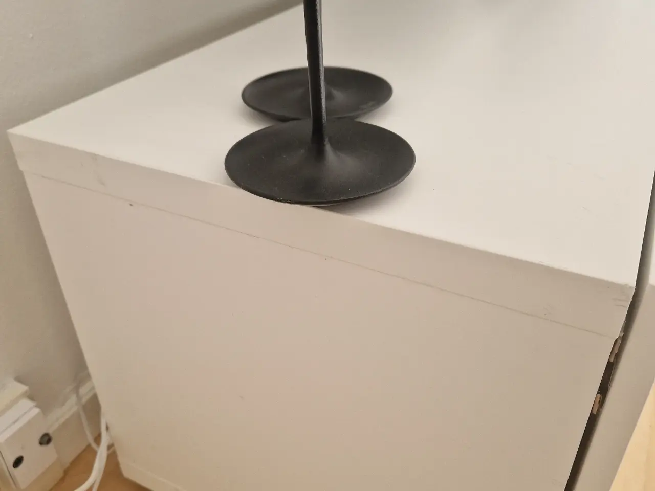 Billede 4 - Hvid tv bord til salg