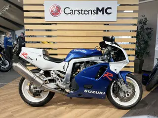 Suzuki GSXR 750