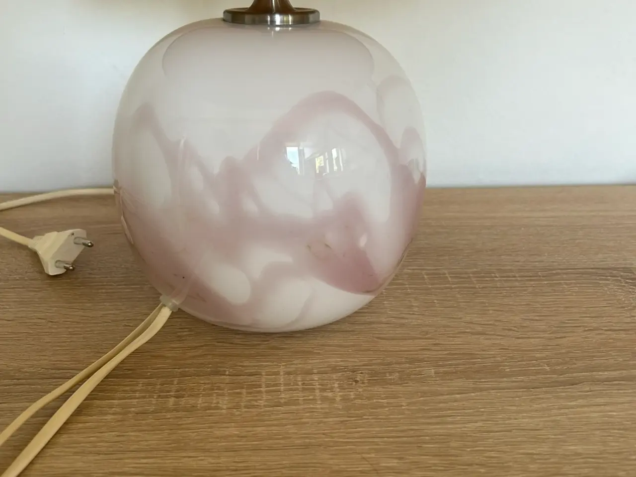Billede 4 - Satura bordlampe rund 