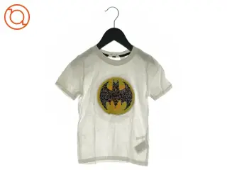 T shirt fra H&M (str. 110/116)