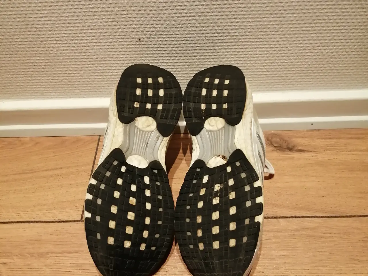 Billede 4 - Fine sneakers, Adidas energy booster, str. 38. 