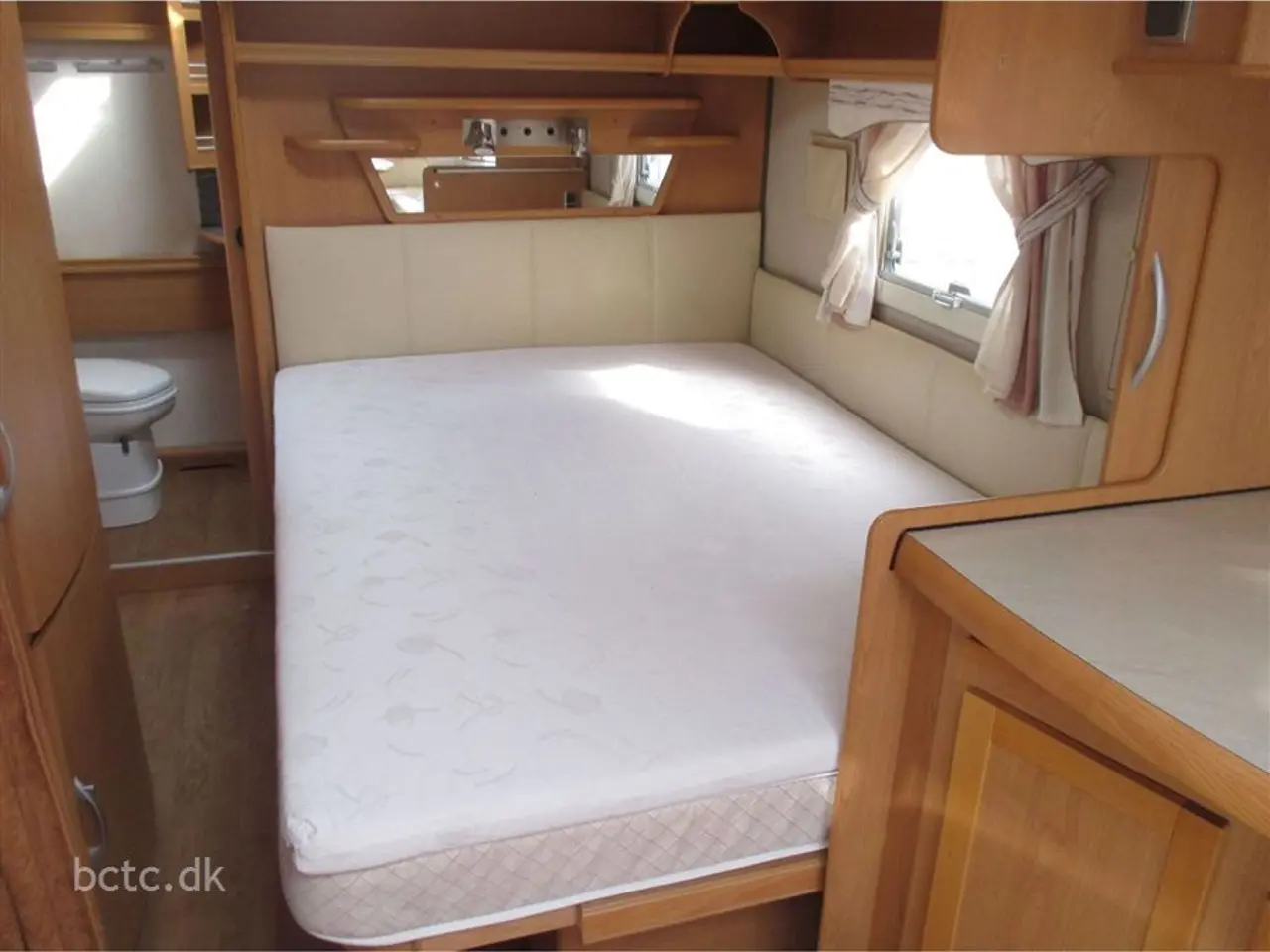 Billede 10 - 2008 - Kabe Royal 720 TDL U KS
