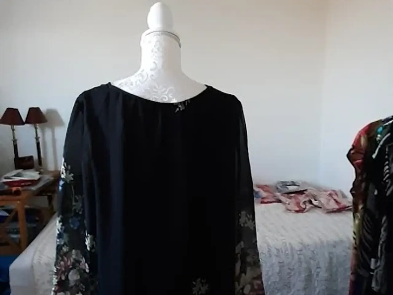 Billede 3 - kjole i chiffon, med blomster print/str: XL
