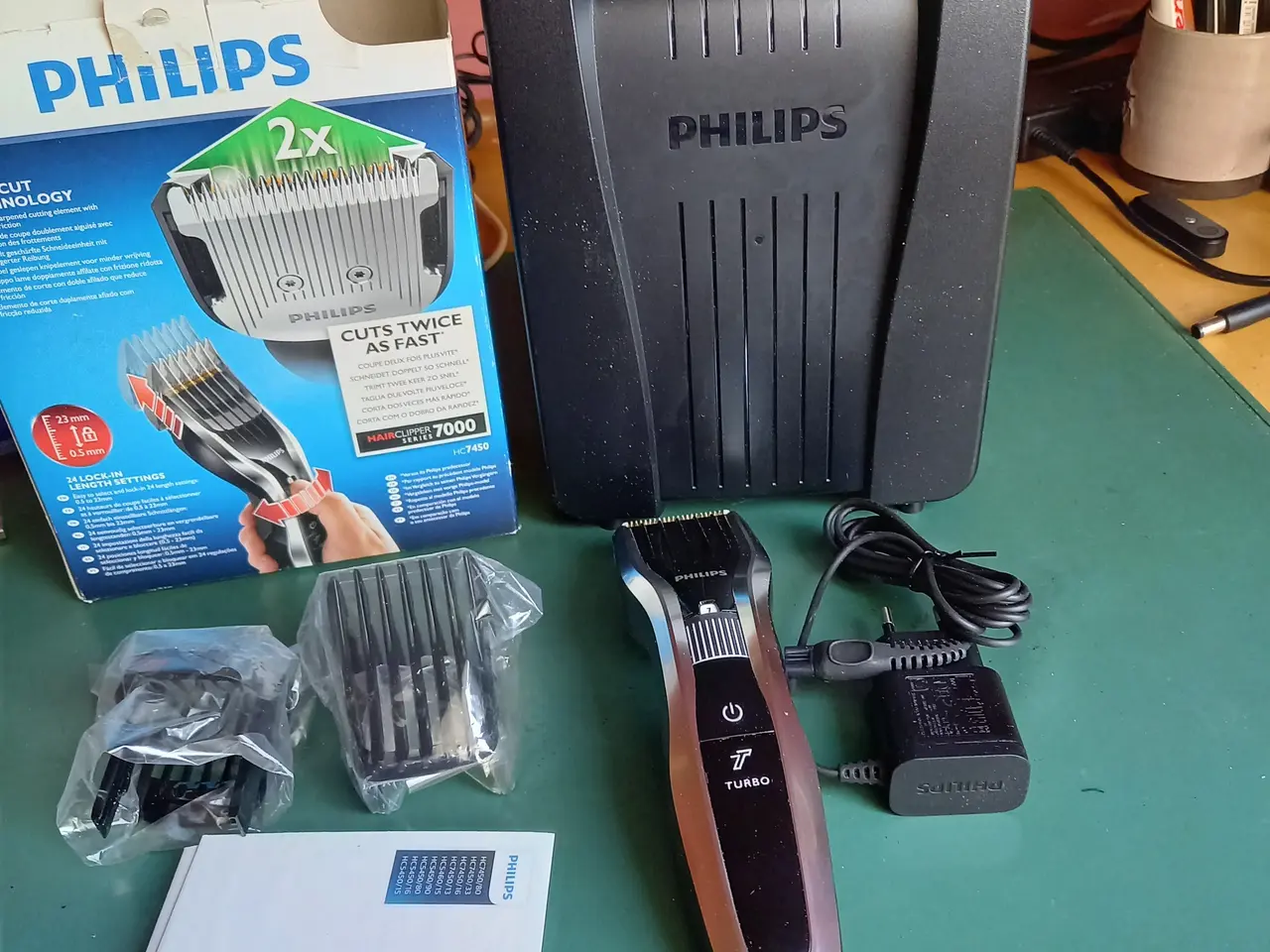 Billede 1 - Flot Philips hår og skæg trimmer med kasse