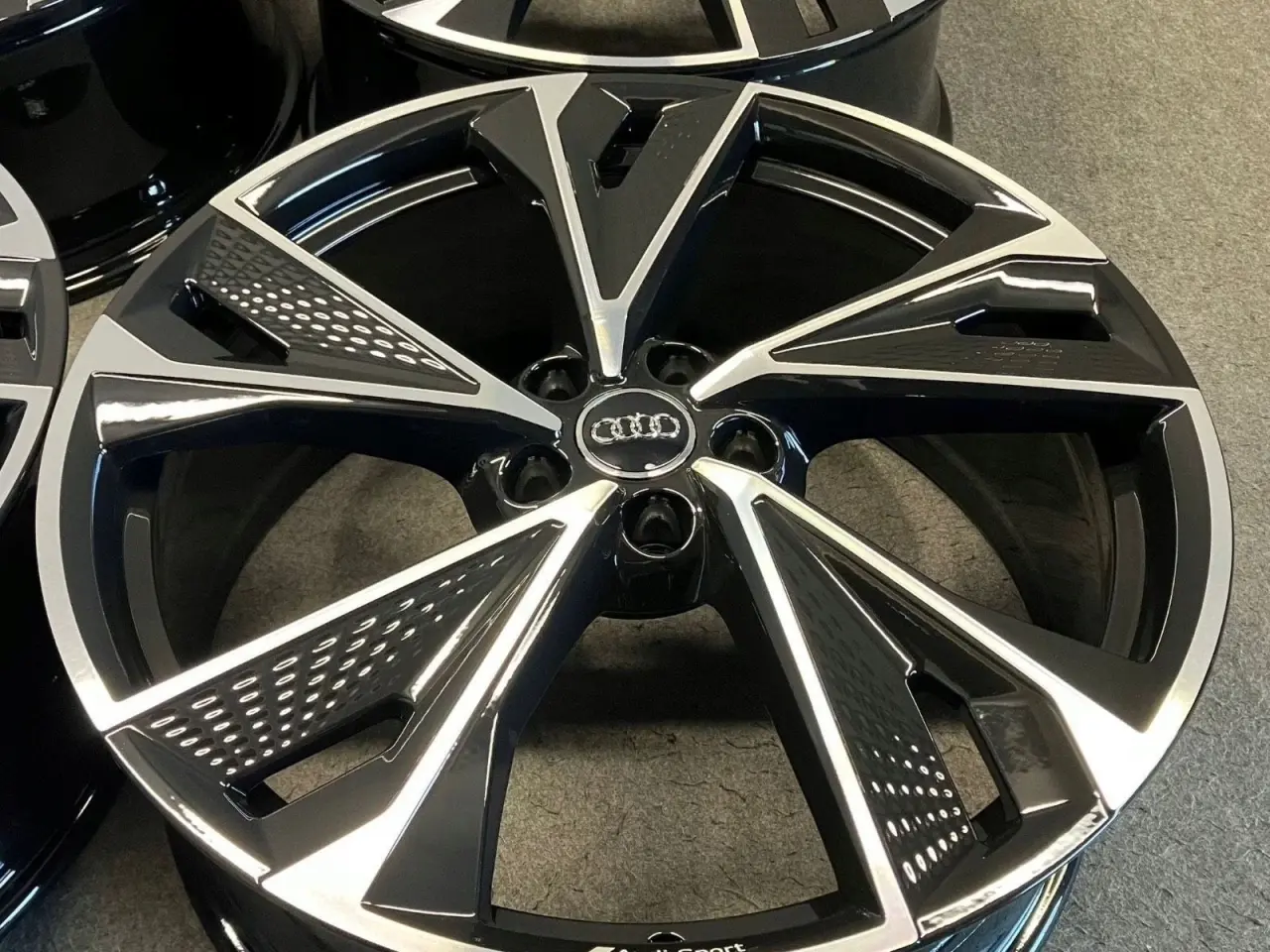 Billede 6 - ALUFÆLGE AUDI A6 S6 C8 4K0 21"